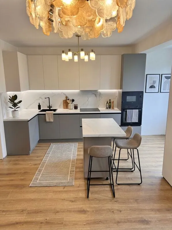 Modern Kitchen