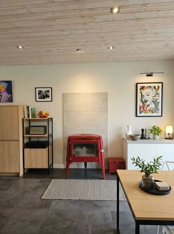 Contemporary Kitchen