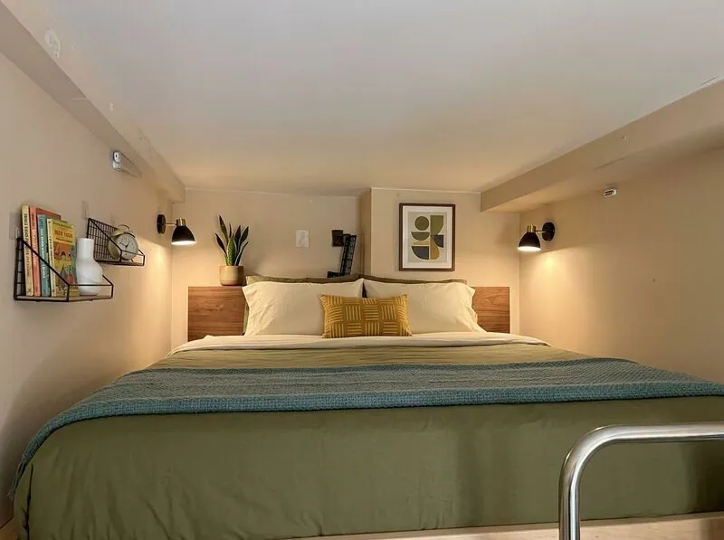 Midcentury modern Bedroom