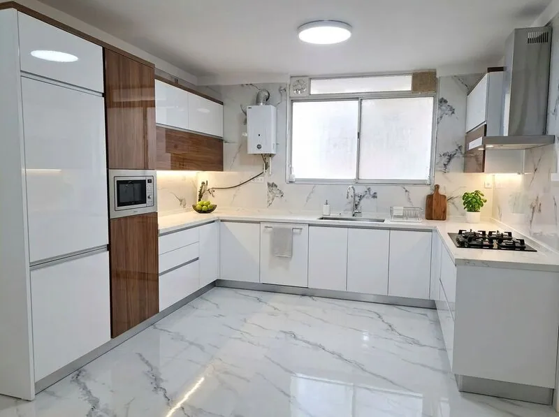 Modern Kitchen