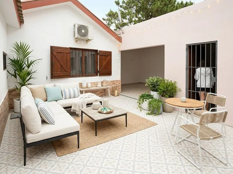 Coastal Outdoor patio