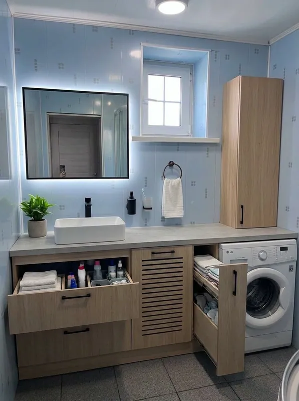 Contemporary Bathroom